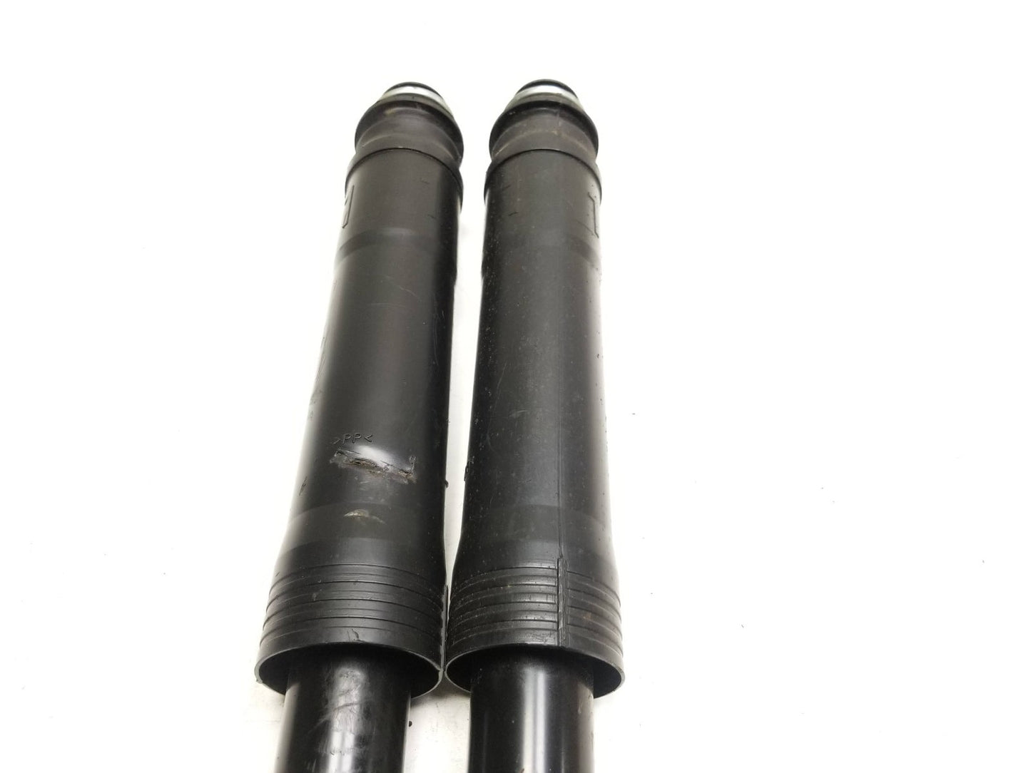 11-17 Lexus CT200h Rear Shock Strut Absorber Pair 48530-76091 Oem✅