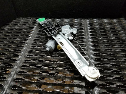 2010 Chevrolet Malibu Rear Door Window Regulator & Motor Passenger Side Rh OEM