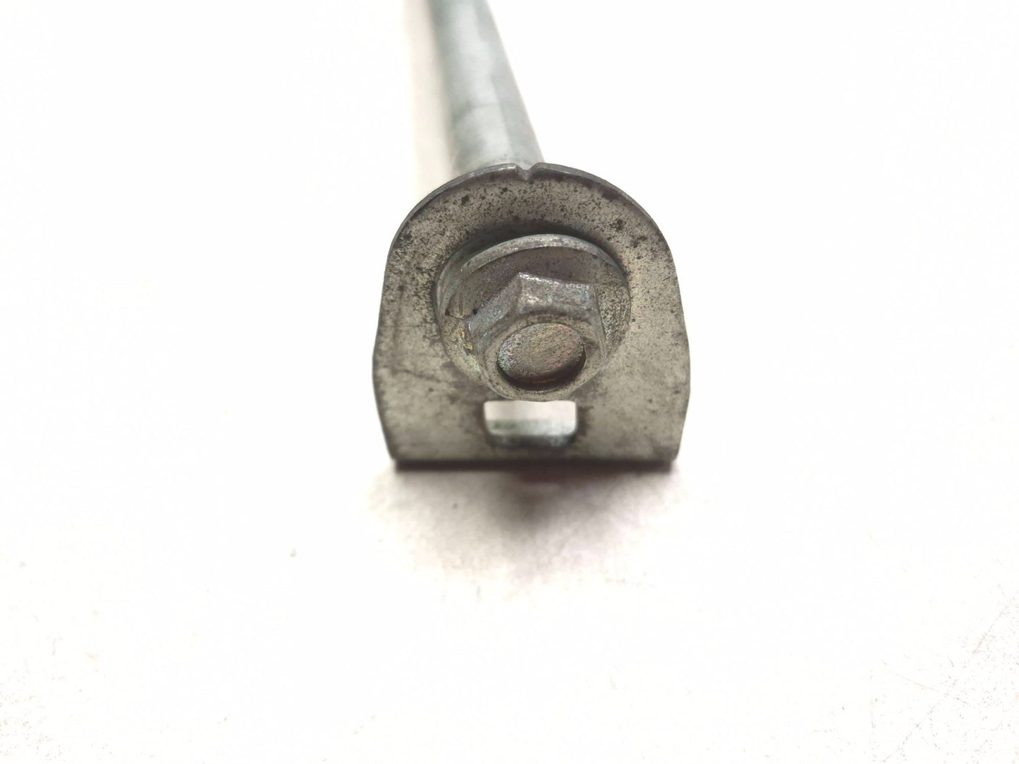 2001 Suzuki Gsx 750f Katana Rear Axle Assembly OEM