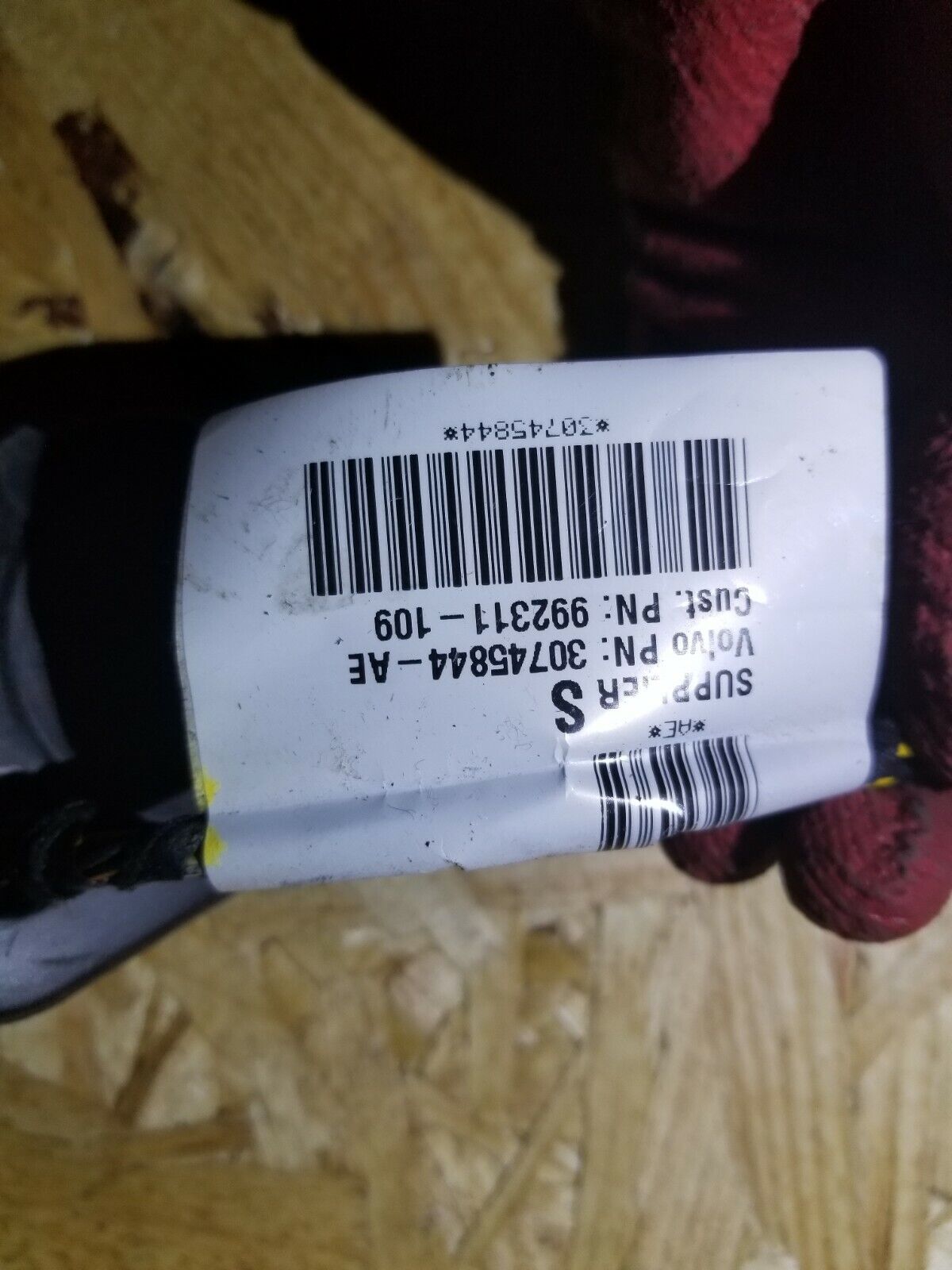 05 06 07 Volvo S40 Front Right Passenger Side Door Wire Harness OEM