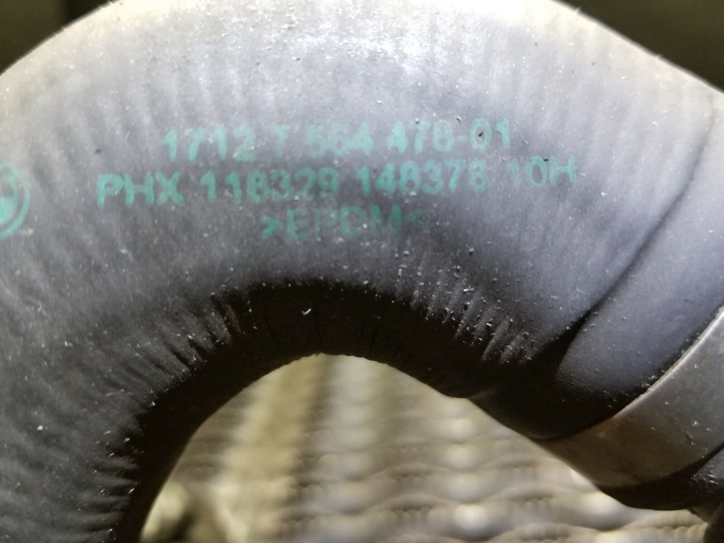 2011 2012 2013 BMW 128i Radiator Lower Coolant Water Hose Pipe Line OEM