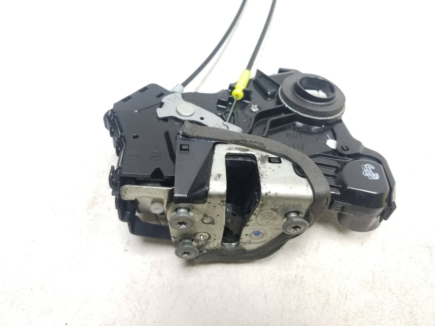 2007-2011 Toyota Camry Door Lock Actuator & Handle Front Passenger Side Rh OEM