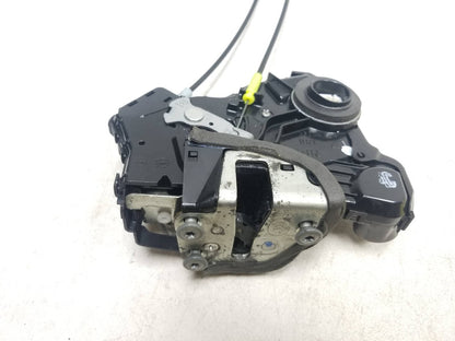 2007-2011 Toyota Camry Door Lock Actuator & Handle Front Passenger Side Rh OEM