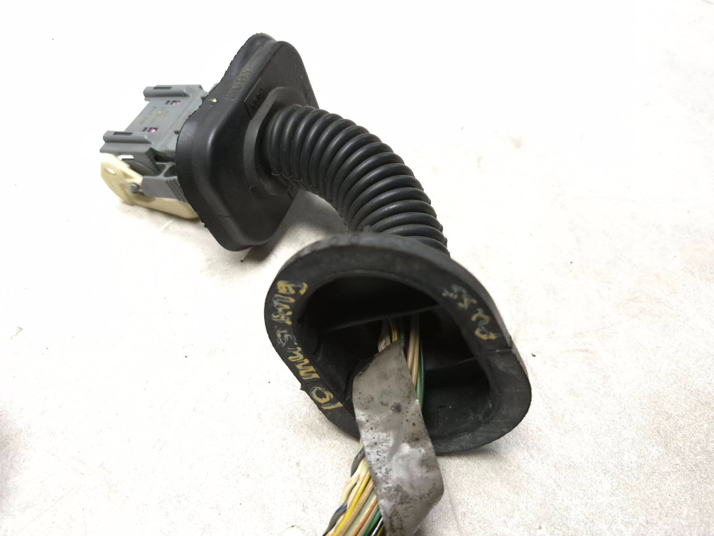 2010 Ford Mustang 2dr Door Wire Harness Right Passenger Side Ar3t-14630-be OEM