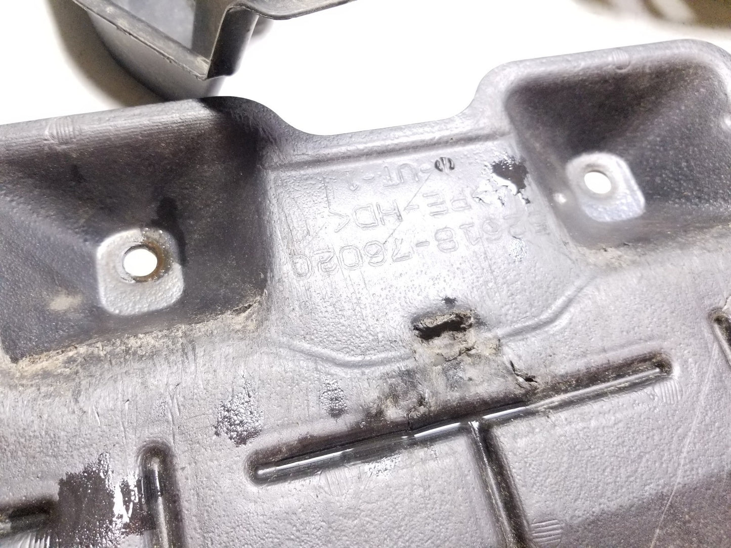 11-17 Lexus CT200h Shield Underbody Floor Cover Oem✅