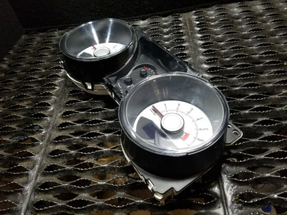 10 11 12 13 14 Ford Mustang Instrument Panel Speedometer Gauges  78k Miles OEM