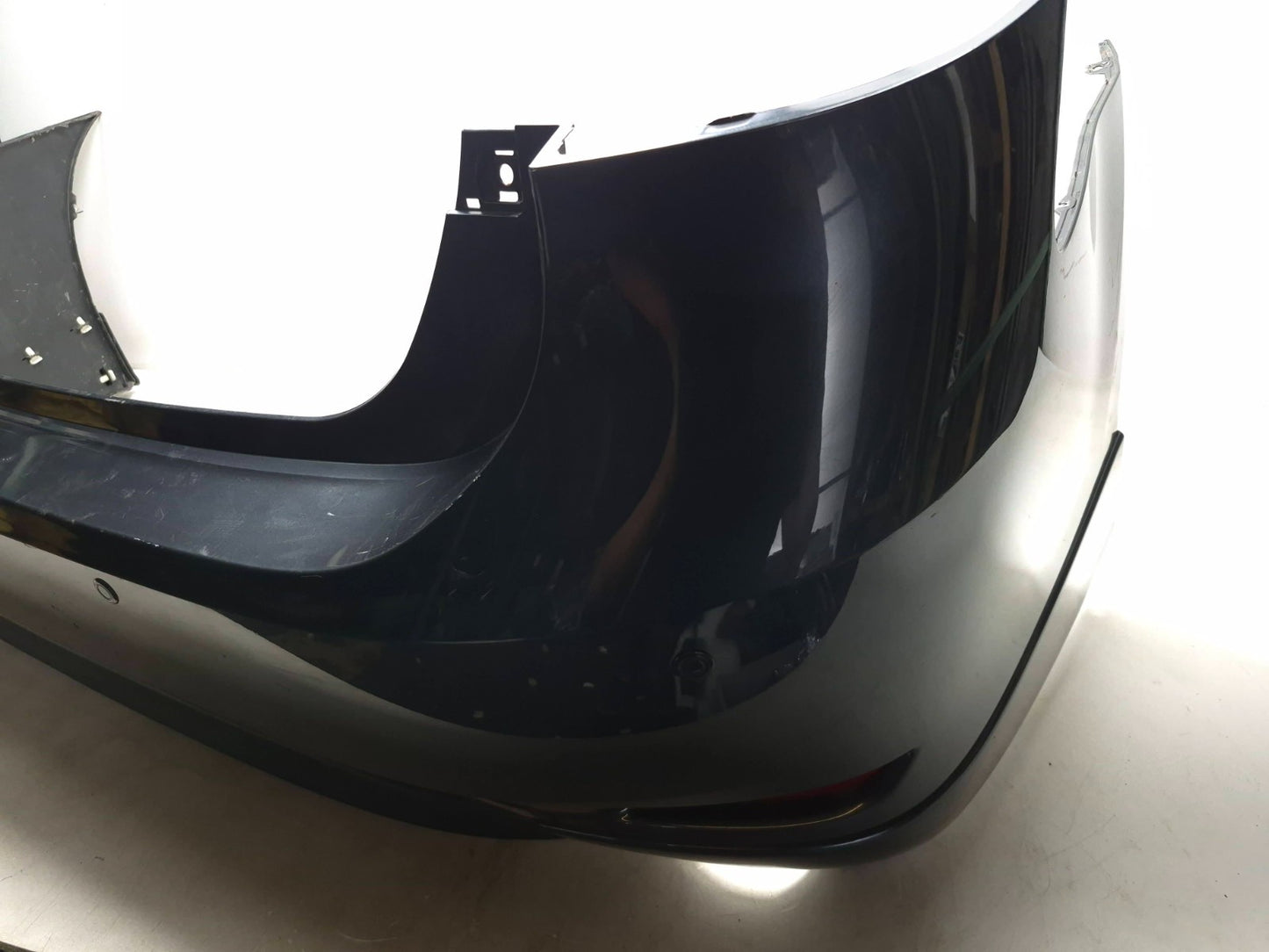 2010 Lexus Hs250h Rear Bumper Cover W/ Park Sensor OEM