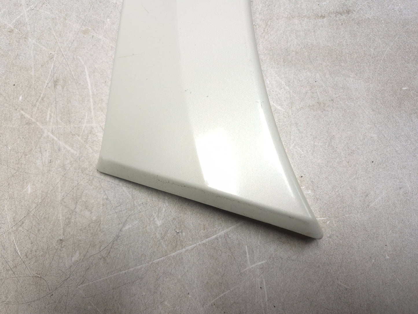 2008 Lincoln Navigator Rear Quarter Body Trim Molding Left & Right OEM