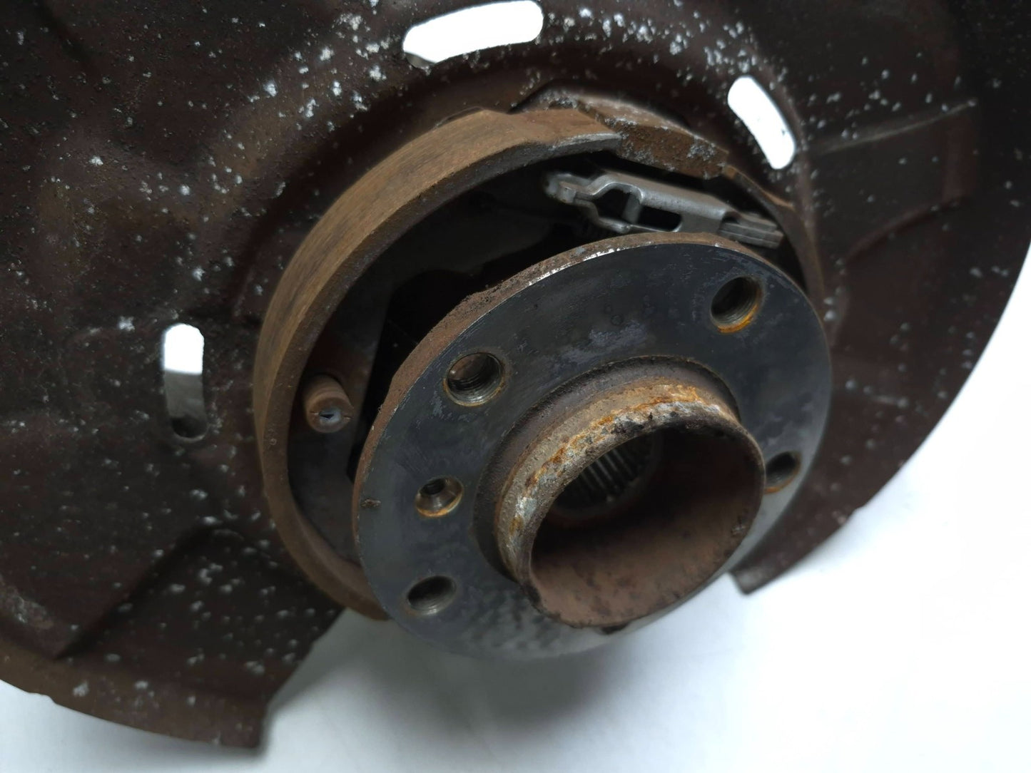 2011 BMW 750li RWD Rear Spindle Knuckle Wheel Hub Driver Side Left OEM