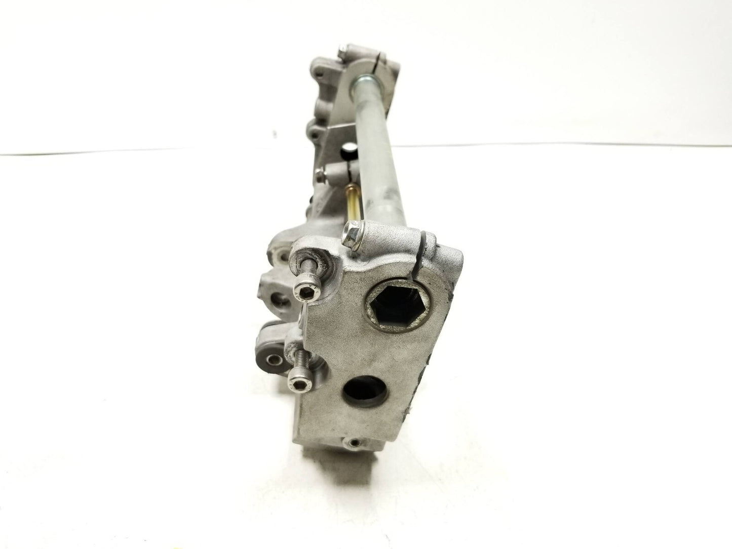 2002 2003 Honda Cbr900rr Cbr954rr Lower Frame Swingarm Engine Mount Bracket OEM