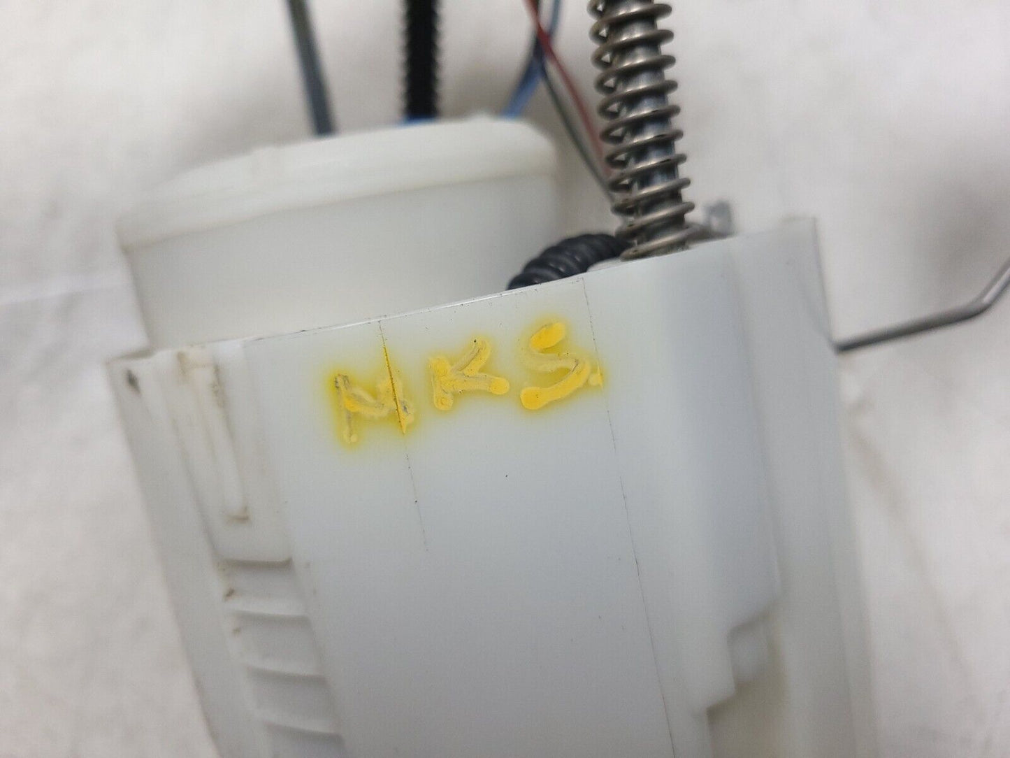 09 10 11 12 Lincoln MKS Fuel Pump Assembly OEM