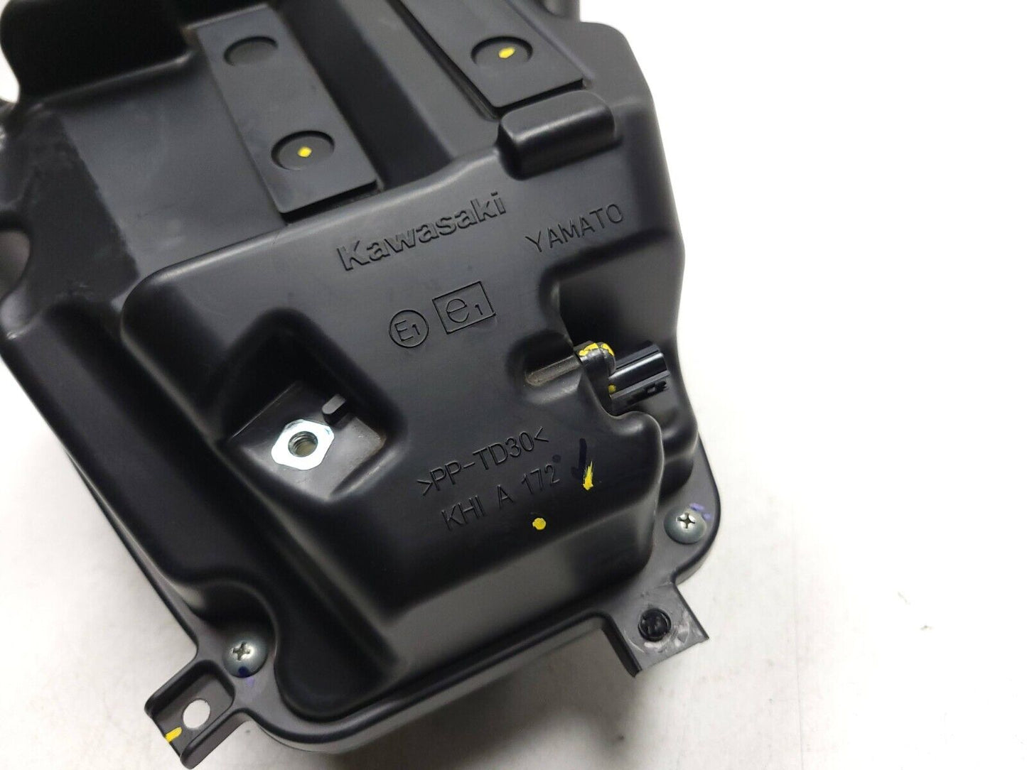 2020-2021 Kawasaki Ex650 Ninja 650 Air Cleaner Filter Box OEM