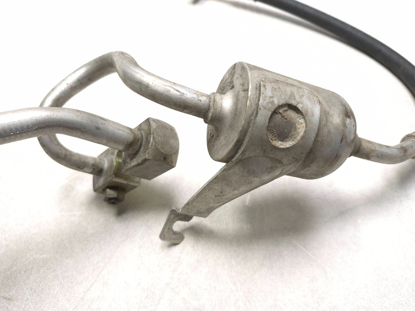 2010 Ford Mustang 4.0l AC Hose Pipe Line OEM
