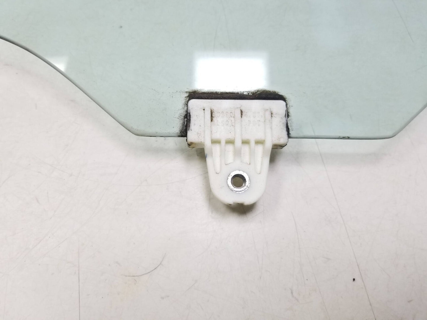 08-14 Nissan Rogue Door Window Glass Front Driver Side Left OEM ✅
