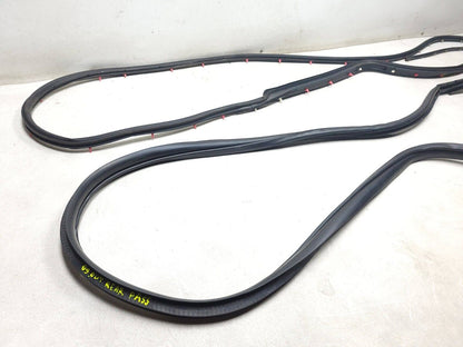 07-09 Mitsubishi Outlander Door Weatherstrip Seal Rear Passenger Side 2pcs OEM
