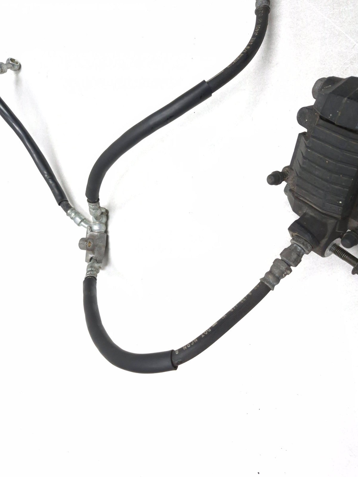 1993 Suzuki Gsx 600 Fp Katana Front Brake Caliper Pair OEM