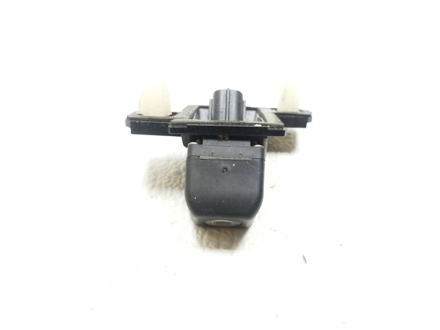 11 12 13 14 15 Toyota Prius Rear View Camera 86790-47040 OEM