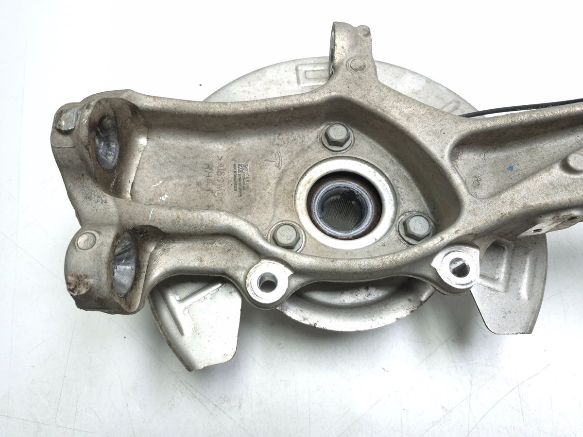 2020 Tesla Model 3 Front Spindle Knuckle Wheel Hub Passenger Side Right OEM