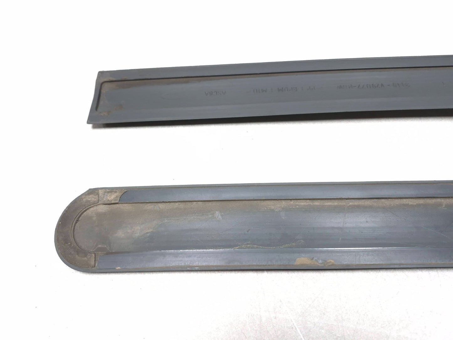 2013 Ford Transit Connect Rear Sliding Door Lower Molding Left & Right OEM