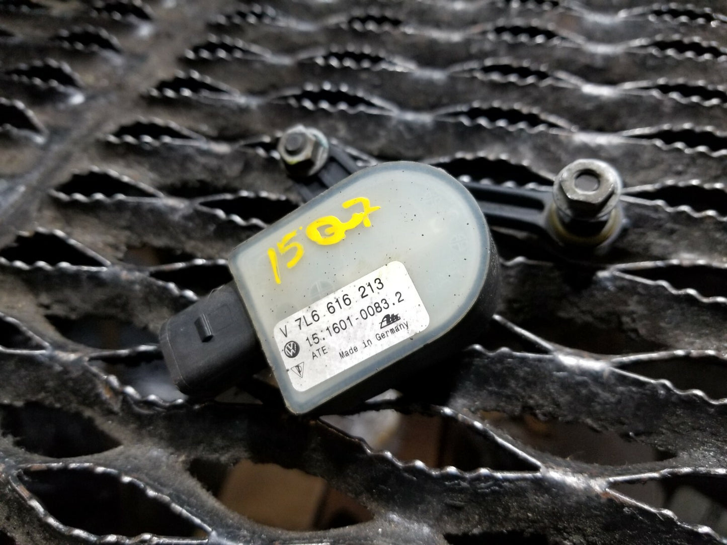2015 Audi Q7 Front Headlight Leveling Sensor Left Driver Side OEM