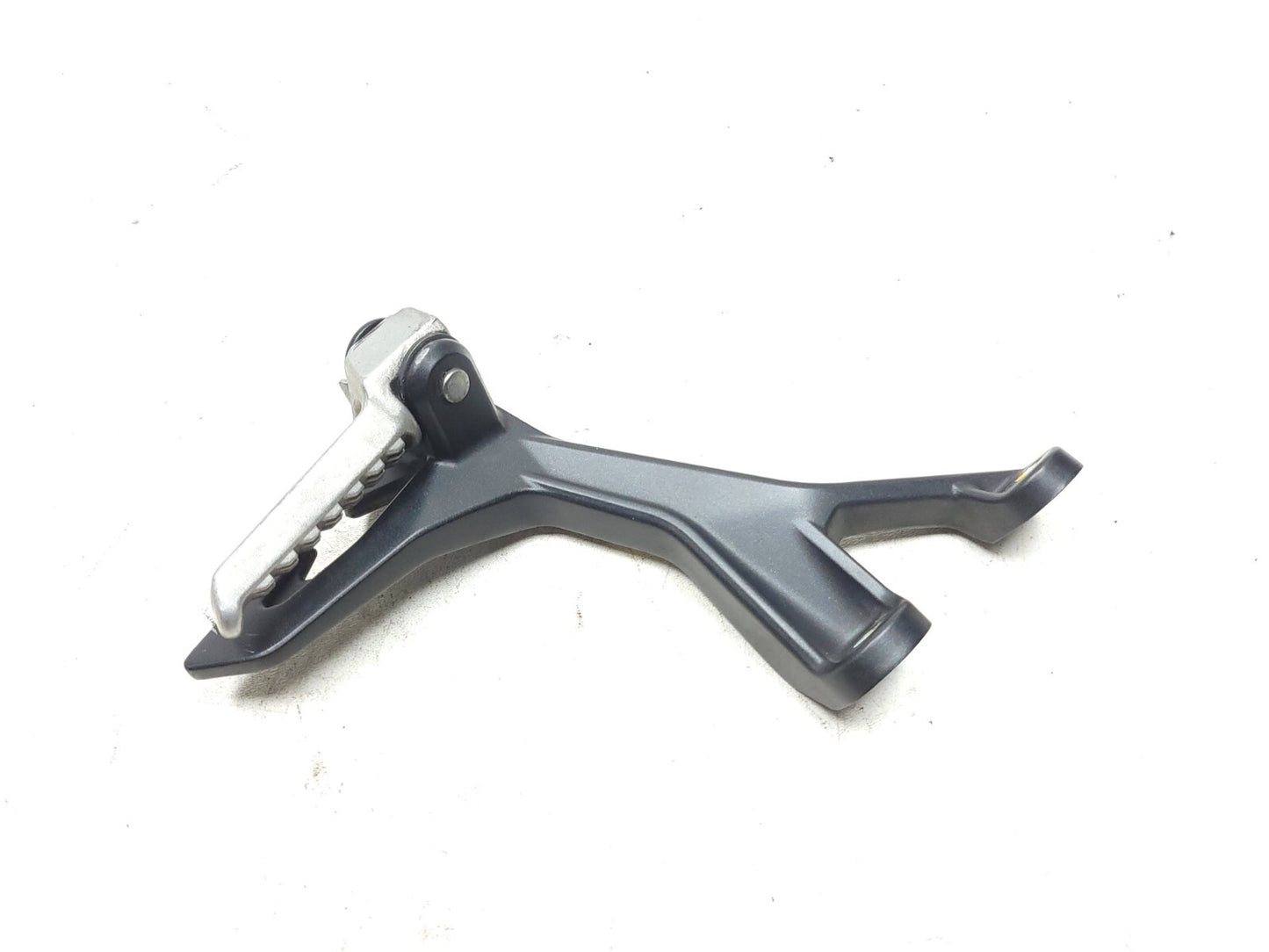 19 - 23 Kawasaki Z400 Er400 Left Side Foot Peg Front Rear Pair OEM