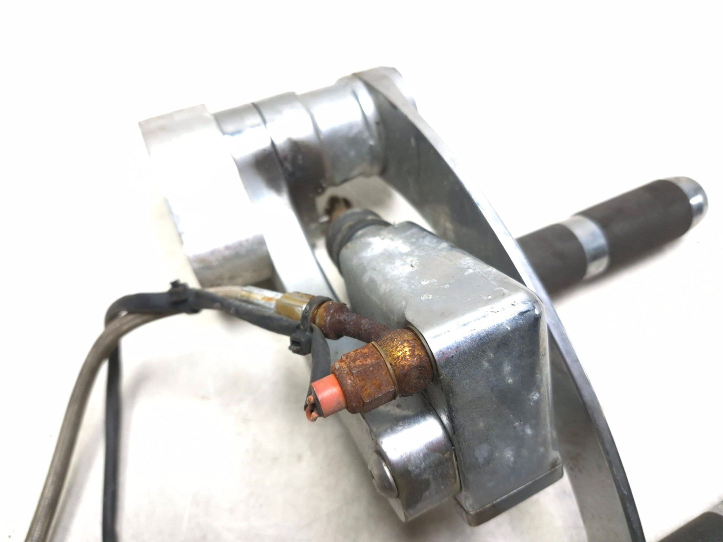 2006 Honda Vtx 1300s Custom Rear Brake Master Cylinder W/ Footrest Assy OEM