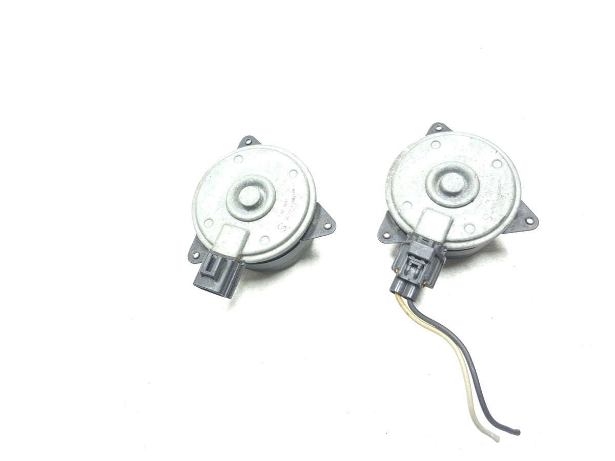2014 Chevrolet Camaro 3.6l Radiator Fan Cooling Motor Pair OEM