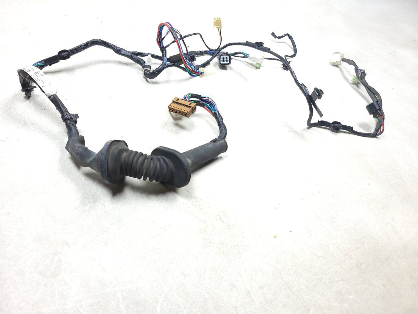 07 - 09 Mitsubishi Outlander Door Wire Harness Front Passenger Side Right OEM