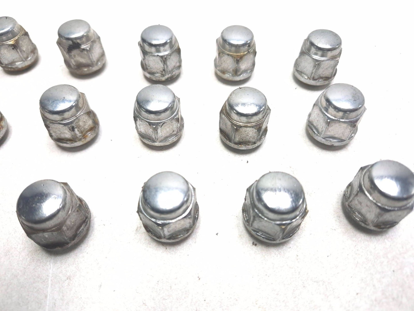 2007 Honda Fit Wheel Lug Nut 16pcs OEM