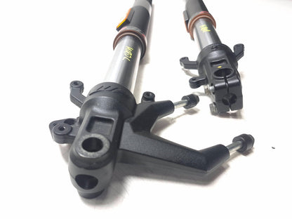 2018 Husqvarna Svartpilen 401 Front Fork Suspension Damper Left & Right Pair OEM