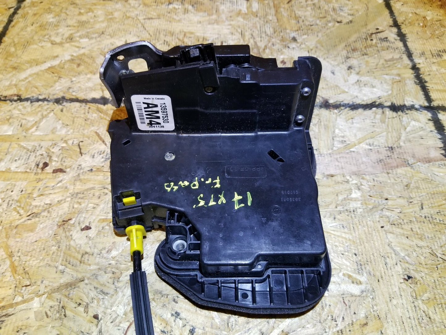 2017 Cadillac Xt5 Door Lock Actuator Front Passenger Side Right OEM