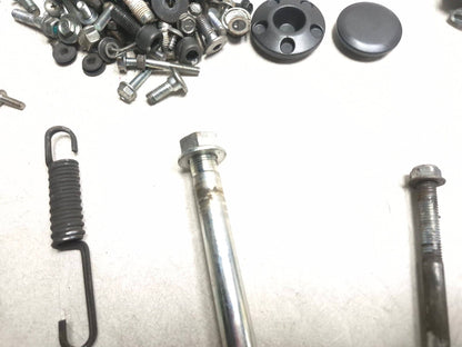 2014 Kawasaki Ninja 300 Ex300a Wheel Axle Pair & Bracket W /misc Bolt OEM
