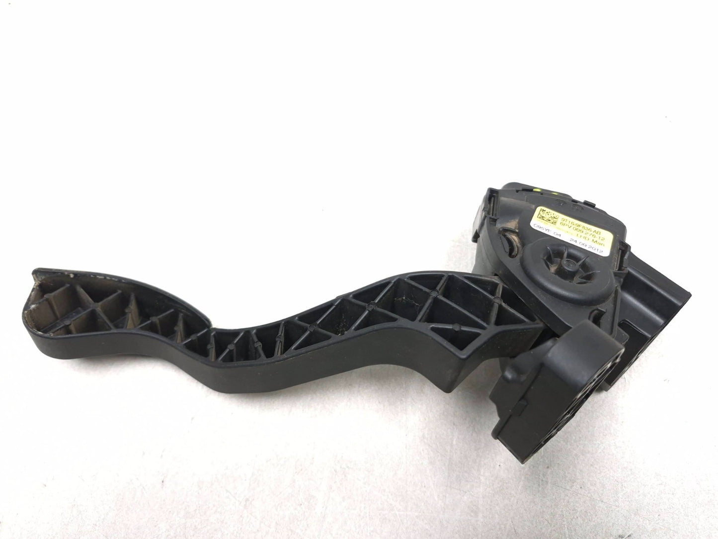 2013 Ford Transit Connect Accelerator Pedal OEM