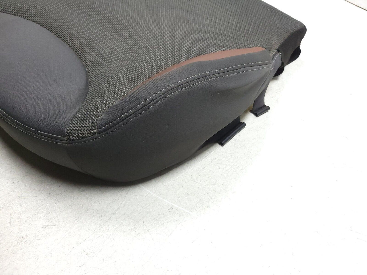 2014 - 2017 Fiat 500l Front Lower Seat Bottom Cushion Passenger Right OEM