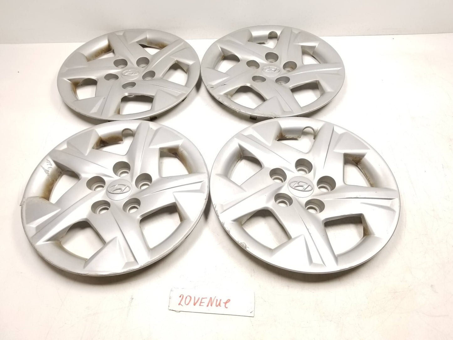 2020 Hyundai Venue Wheel Cover Hub Cap  15"  4pcs OEM