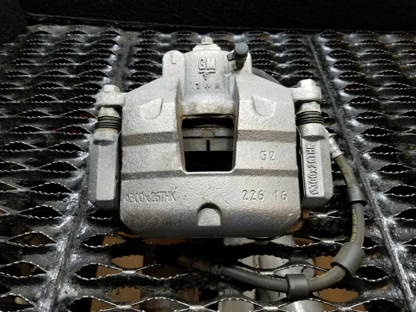 2017 Chevrolet Malibu Front Brake Caliper Driver Side Left OEM