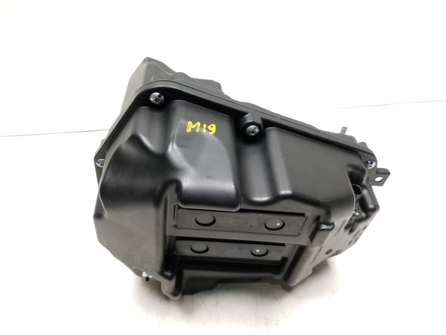 2020 - 2022 Kawasaki Er650 Z650 Air Box Cleaner Filter Housing OEM