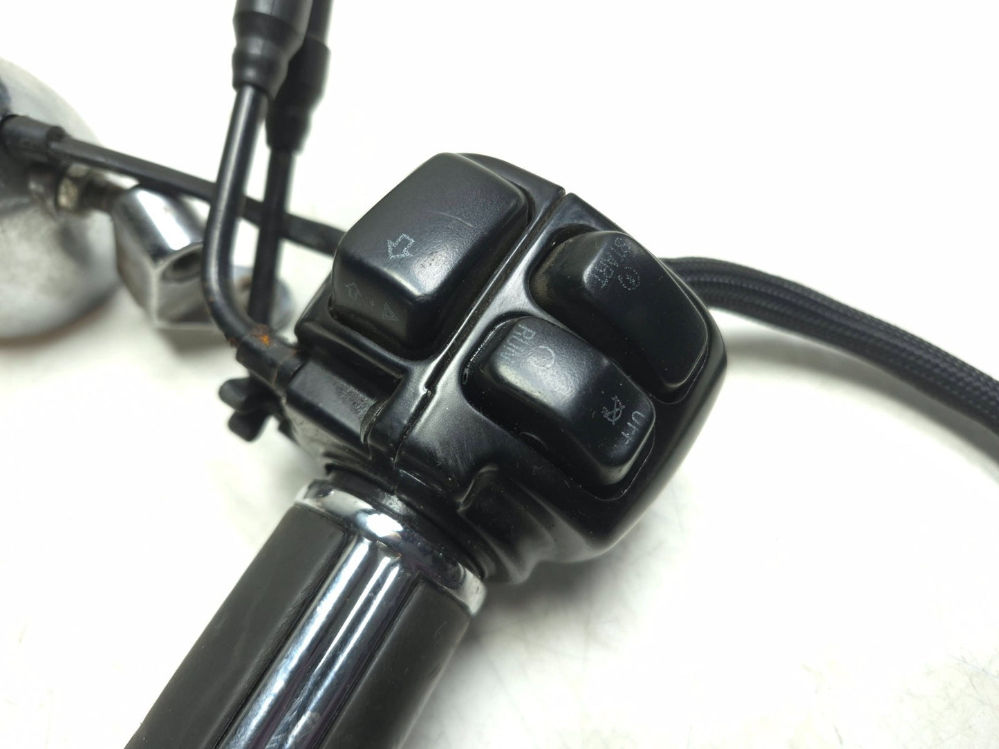 2008 Harley-davidson Dyna Fat Bob Fxdf Kill Switch & Throttle Grip OEM