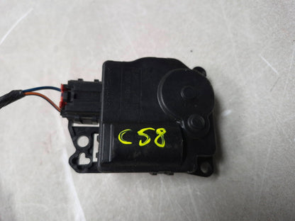 2018 Chrysler 300 HVAC Heater Blend Door Actuator & Wire Harness OEM