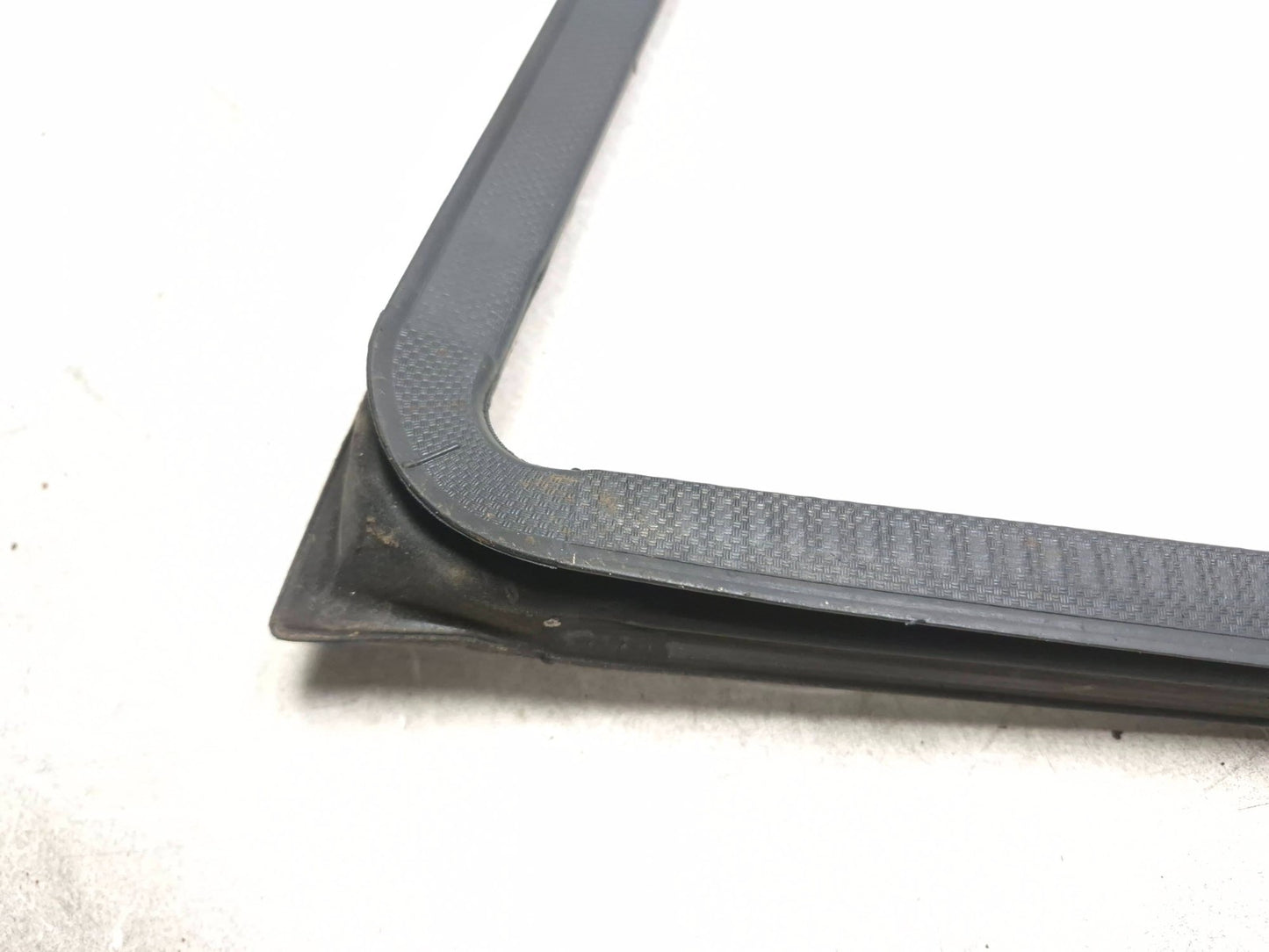 2008 Lincoln Navigator Front Door Weatherstrip Seal Passenger Side Rh 3pcs OEM