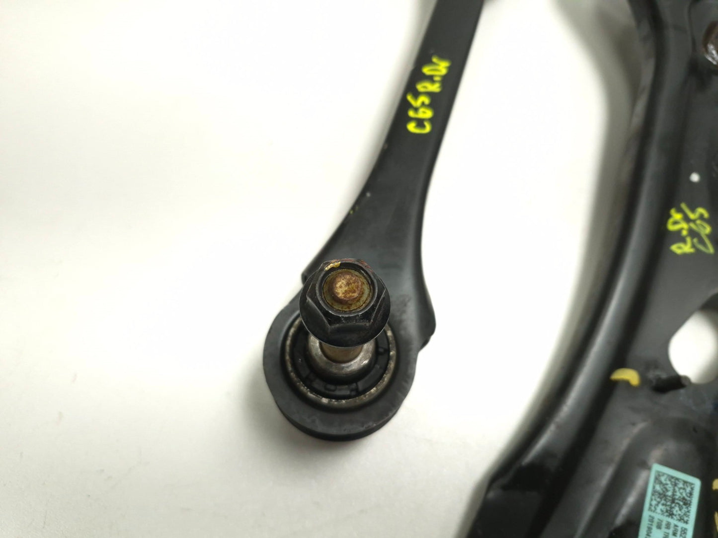 2019 Hyundai Kona Rear Control Arm Driver Side Left 4 Pcs OEM