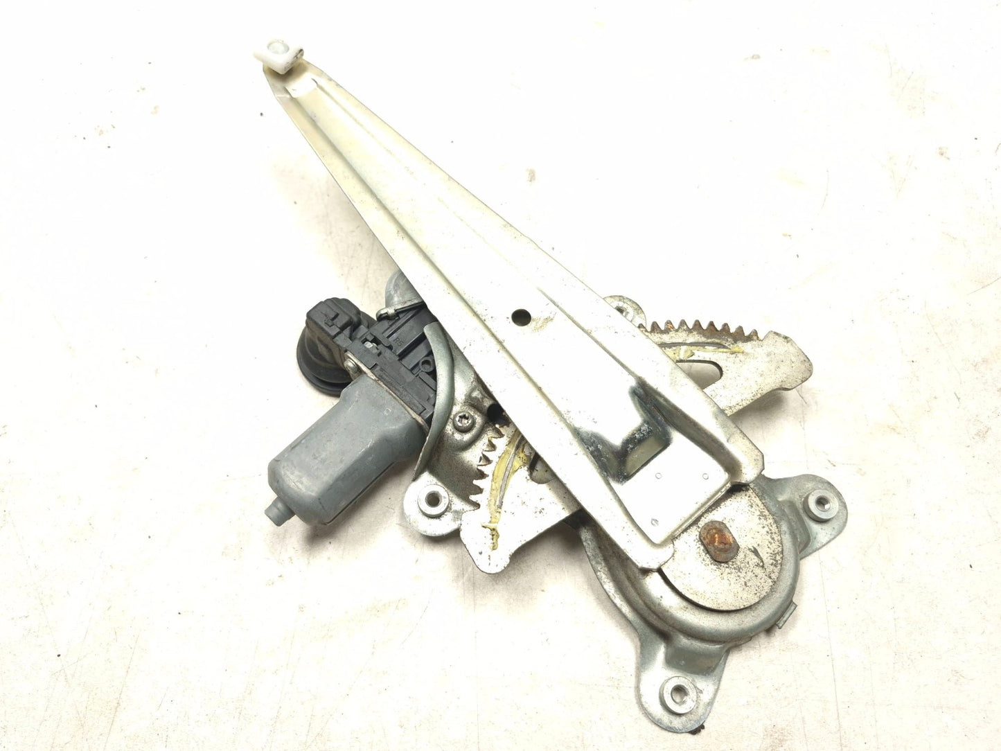 2010 Lexus Hs250h Rear Window Regulator & Motor Driver Side Left OEM