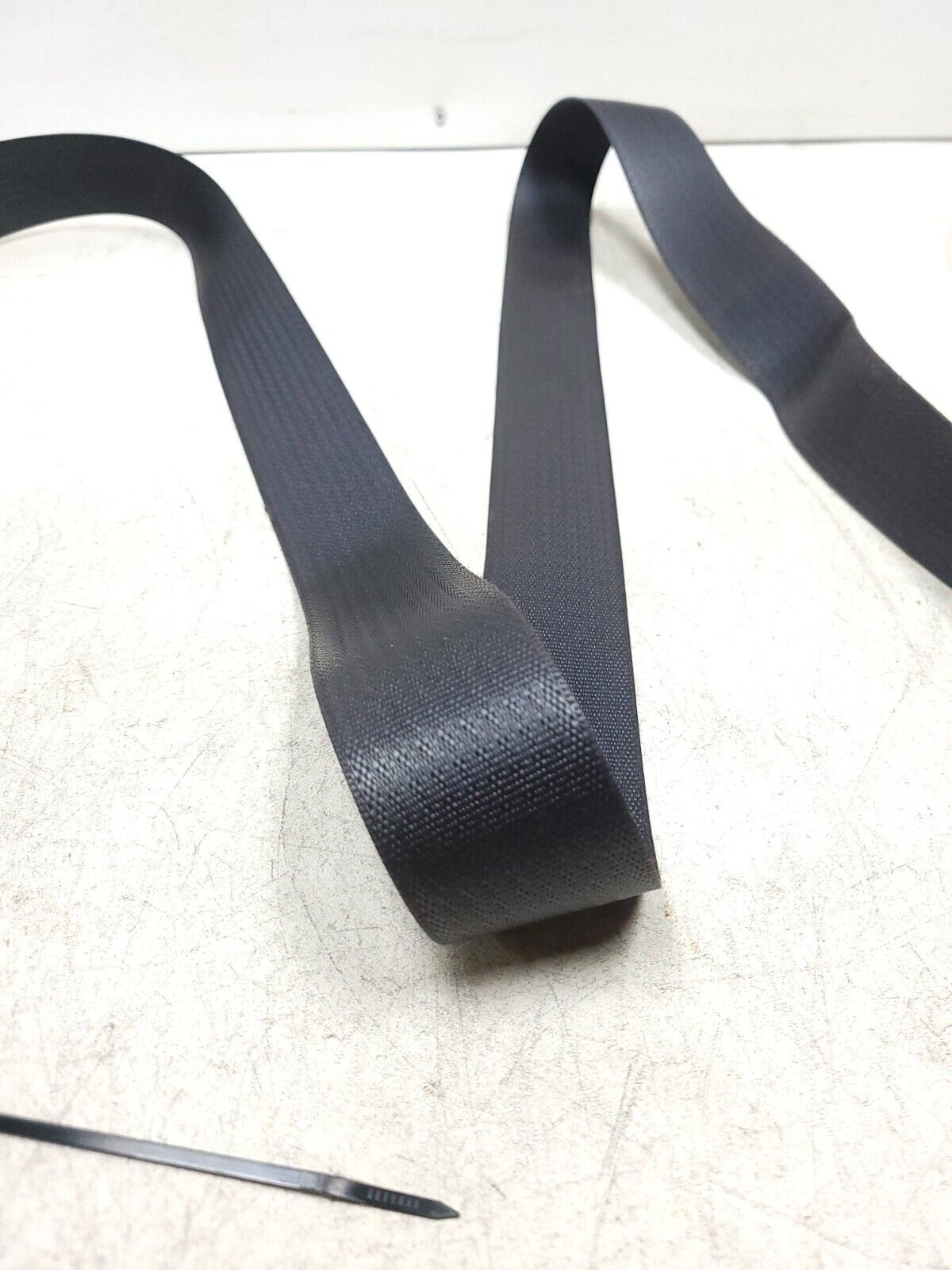 2009-2012 Dodge Caliber Seat Belt Retractor Front Passenger Right OEM