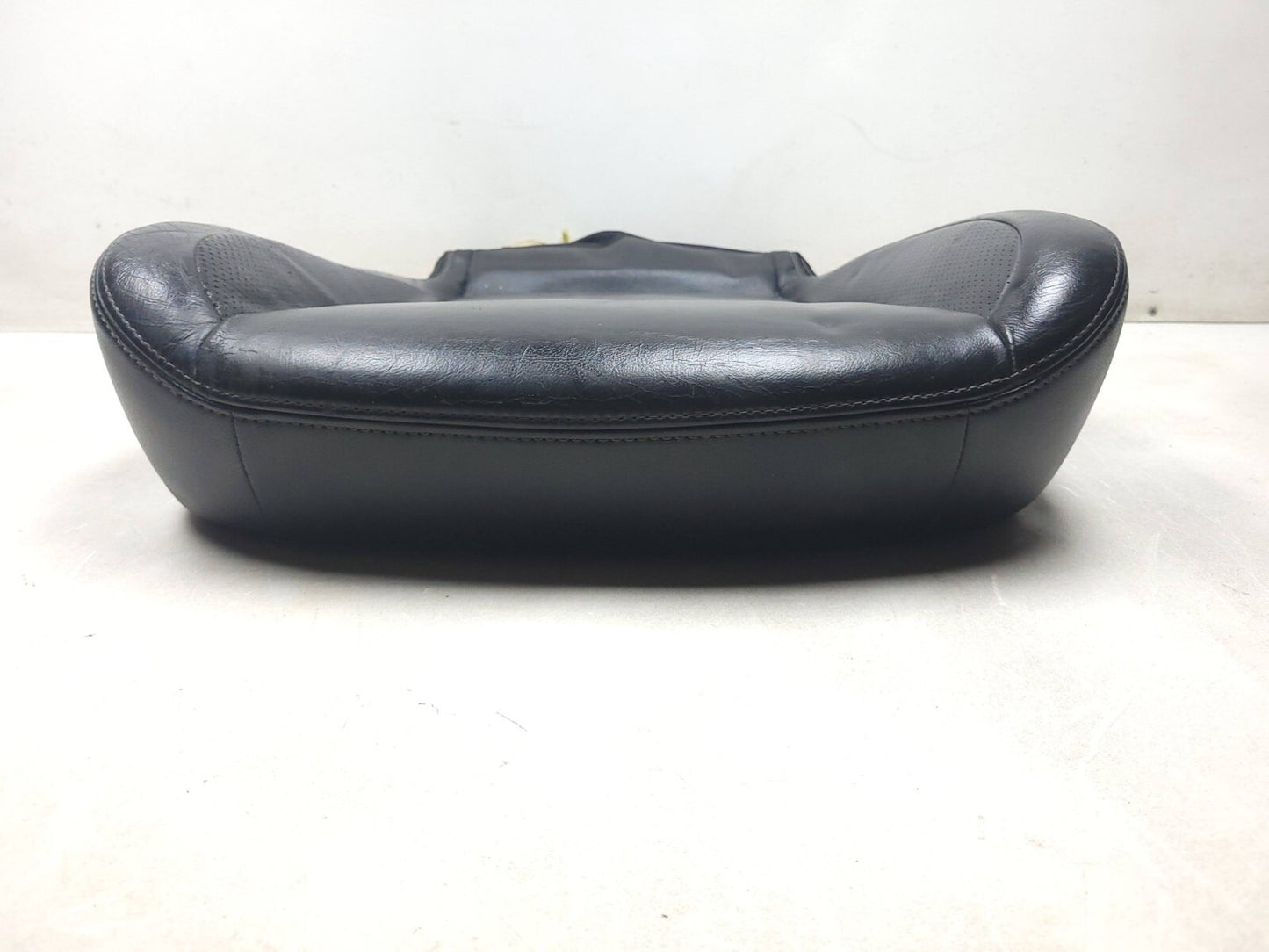 2009 Mitsubishi Outlander Front Passenger Seat Lower Cushion OEM