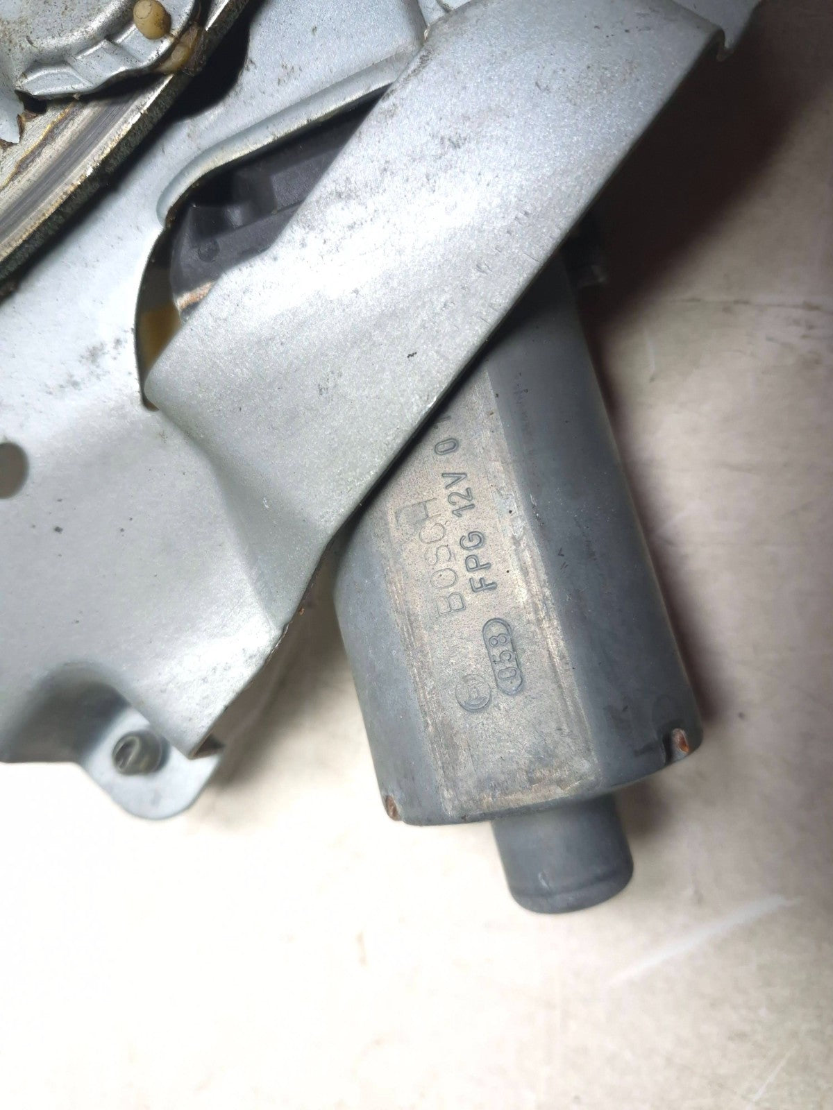 2007 Saab 9-5 Aero Front Door Window Motor Regulator Right Passenger Side OEM