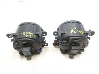 12 - 18 Ford Focus Front Fog Light Lamp Pair *depo* Aftermarket