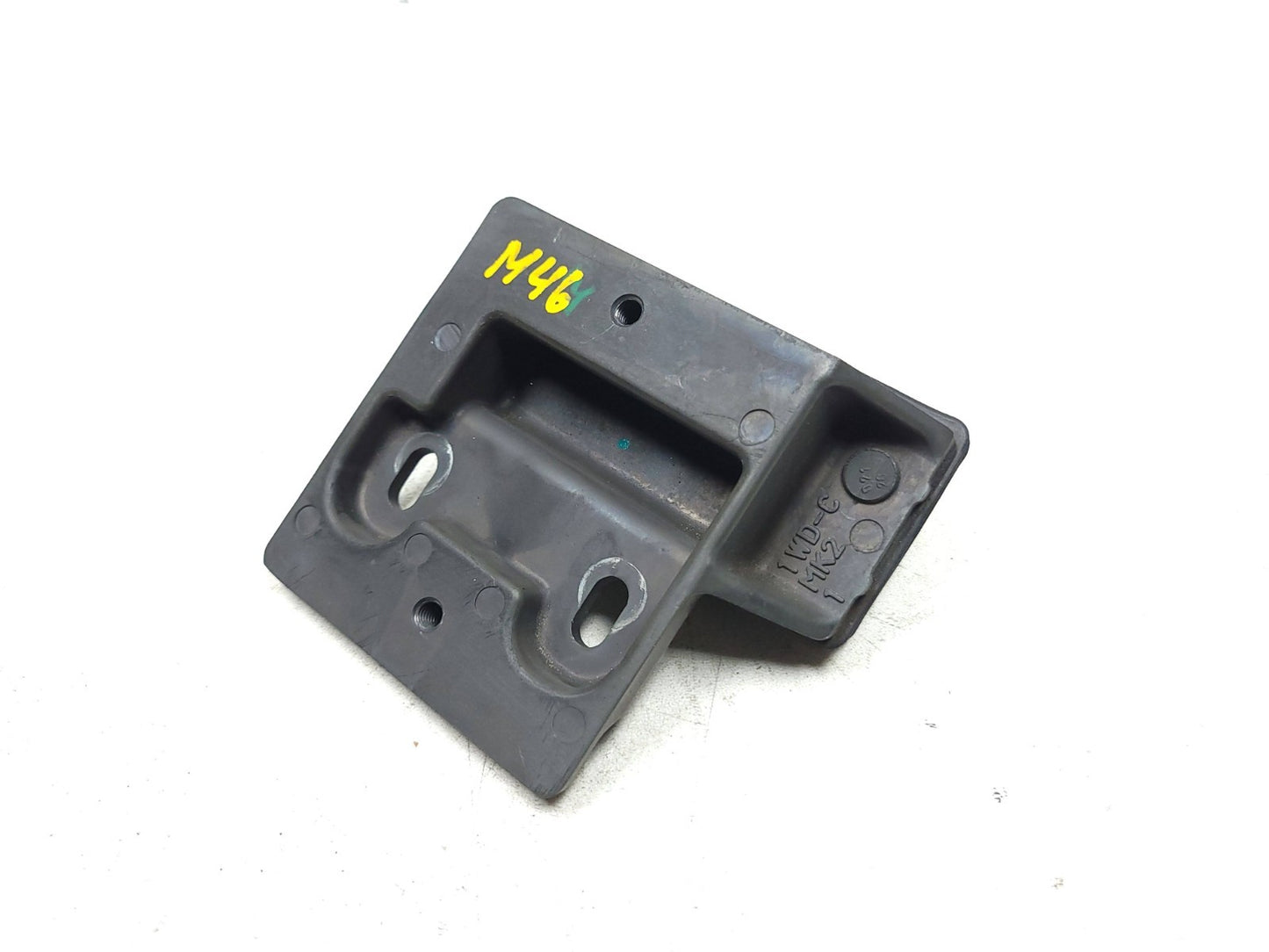 2021 Yamaha Mt-03 Regulator Voltage & Bracket Pair OEM
