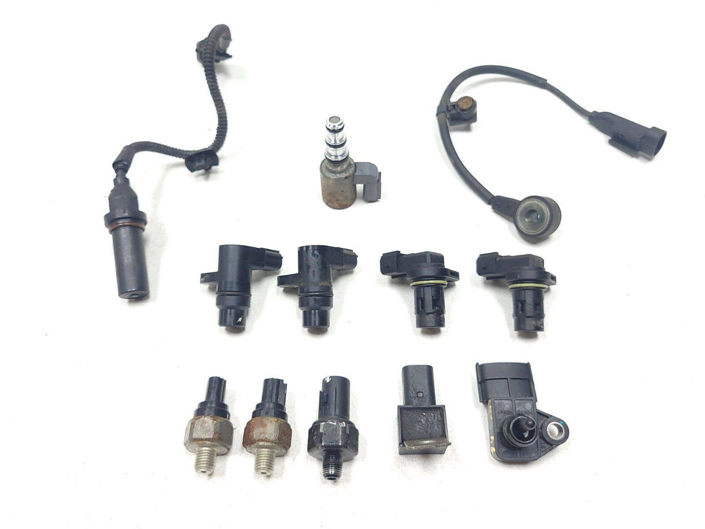 14 Kia Forte Engine Sensor Temp Knock Vvt Crank/camshaft Sensor OEM 27k