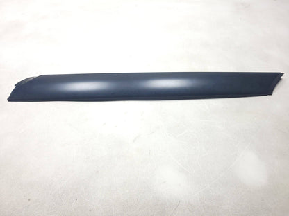 2007 Range Rover A Pillar Exterior Windshield Molding Passenger Side Right OEM
