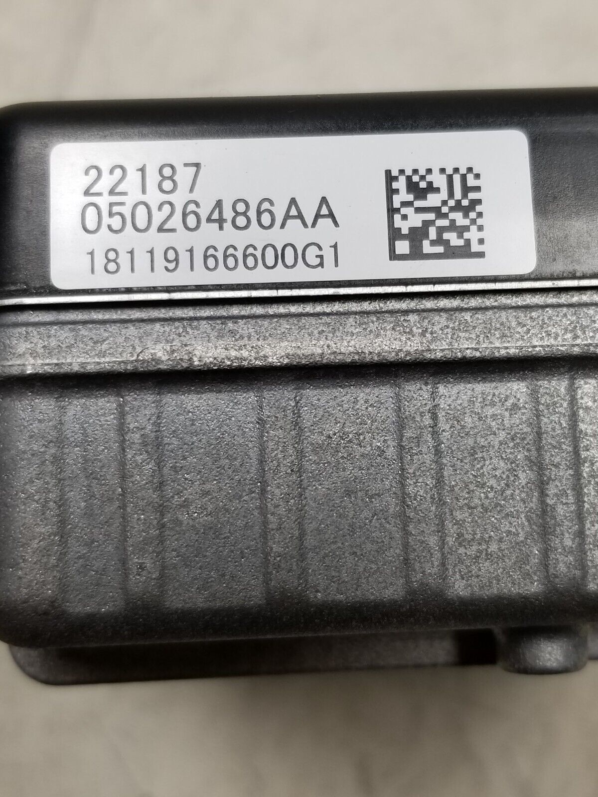 2016 - 2022 Dodge Durango Power Inverter Module 05026486aa OEM